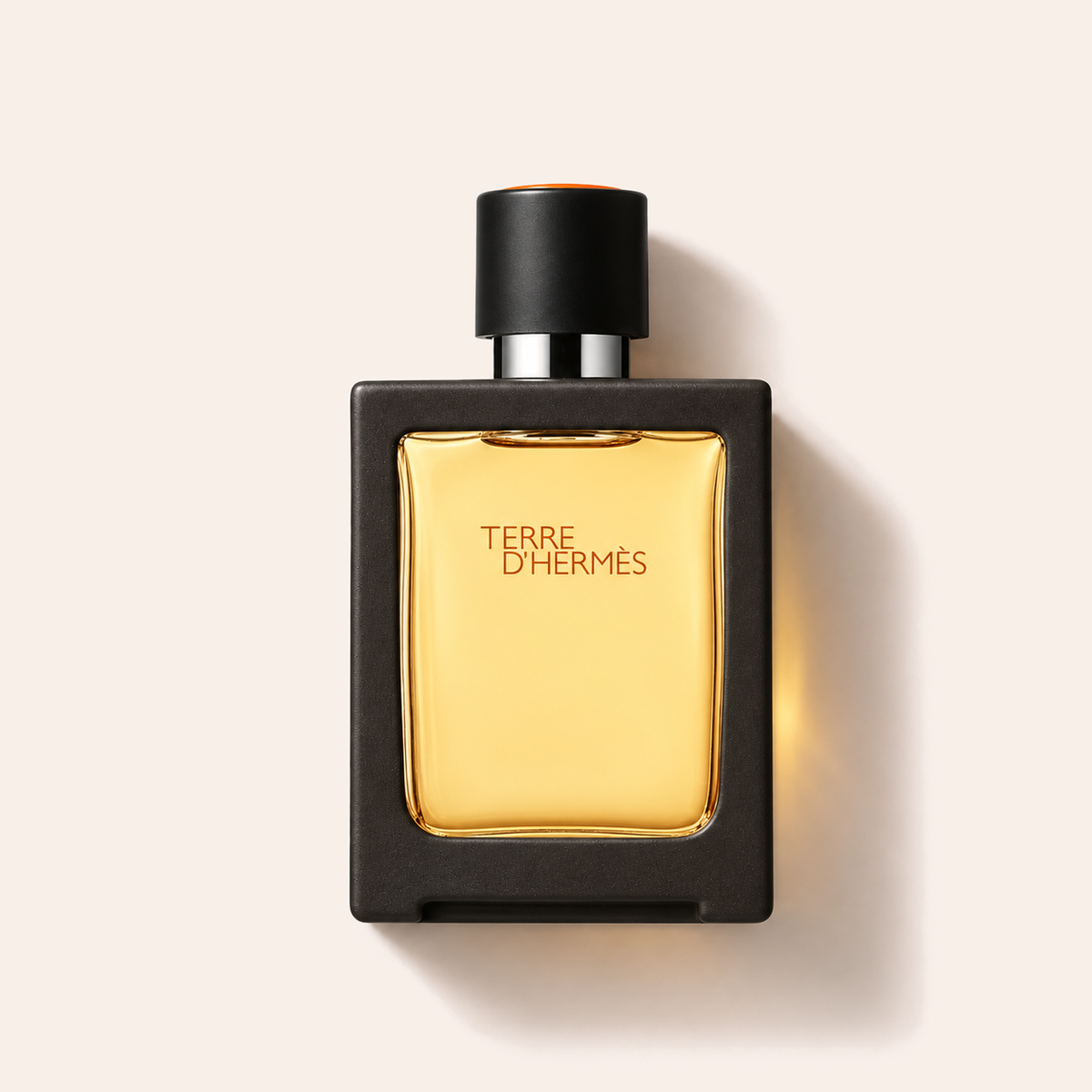 Hermès Terre d’Hermès EDT 30 ml, flakon vleže na béžovém pozadí – MrRizz