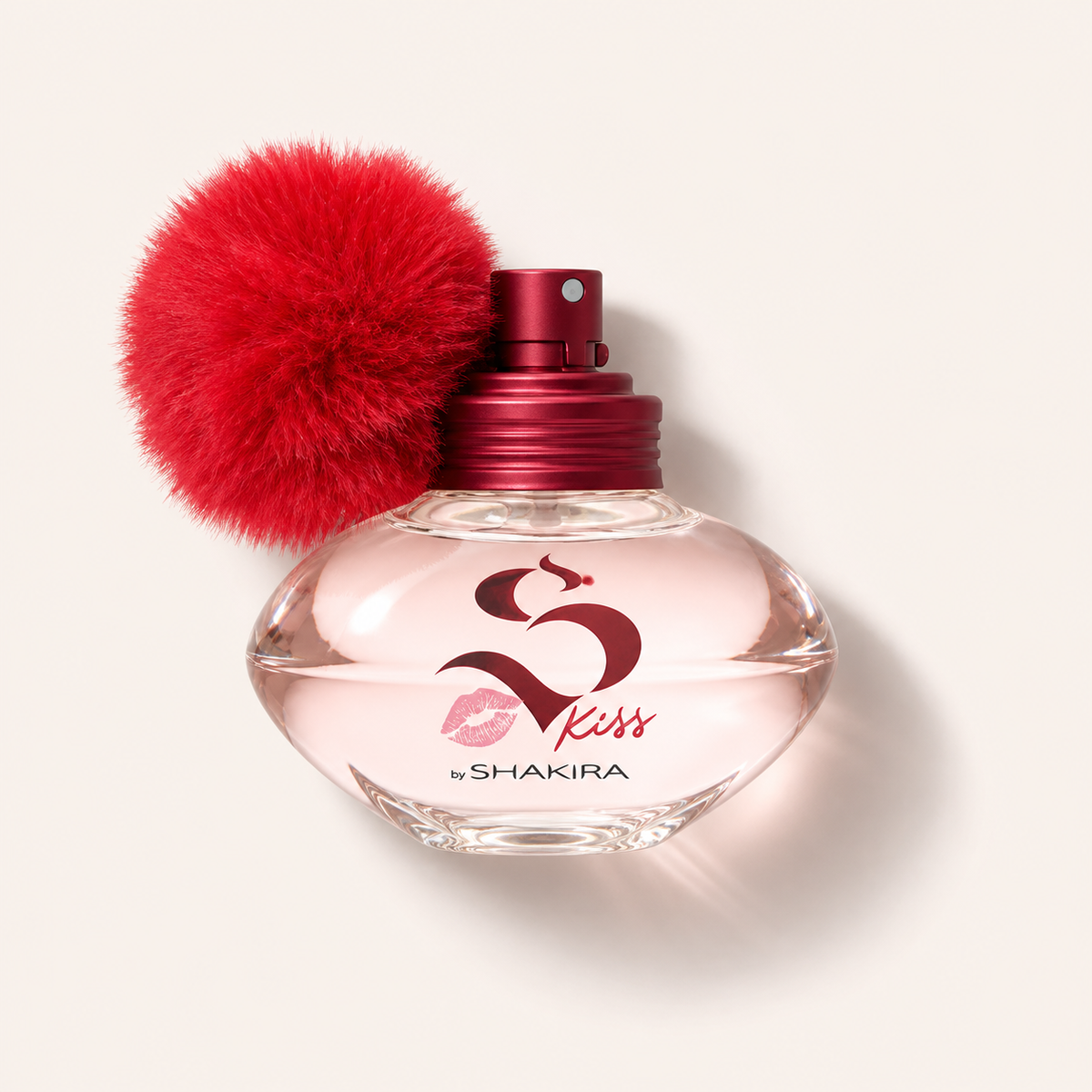 Flakon Shakira S Kiss EDT 50 ml na béžovém pozadí – MrRizz