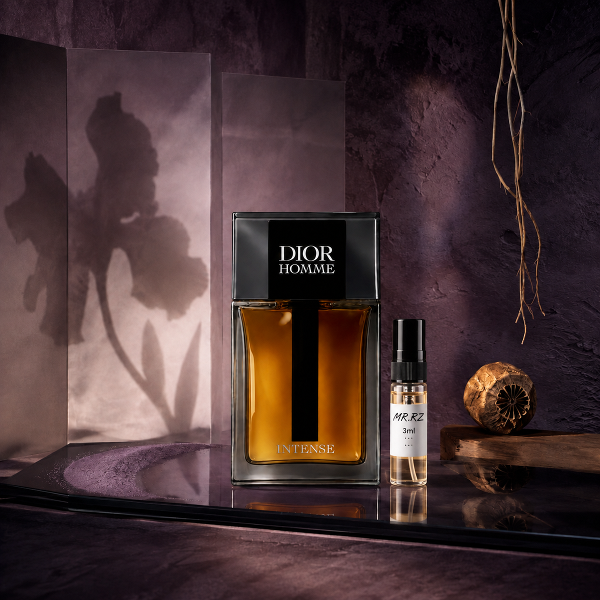 Dior Homme Intense a lahvička vzorku MrRizz v kosatcovém zátiší