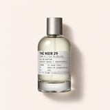 Le Labo Thé Noir 29 – flakon na světlém pozadí