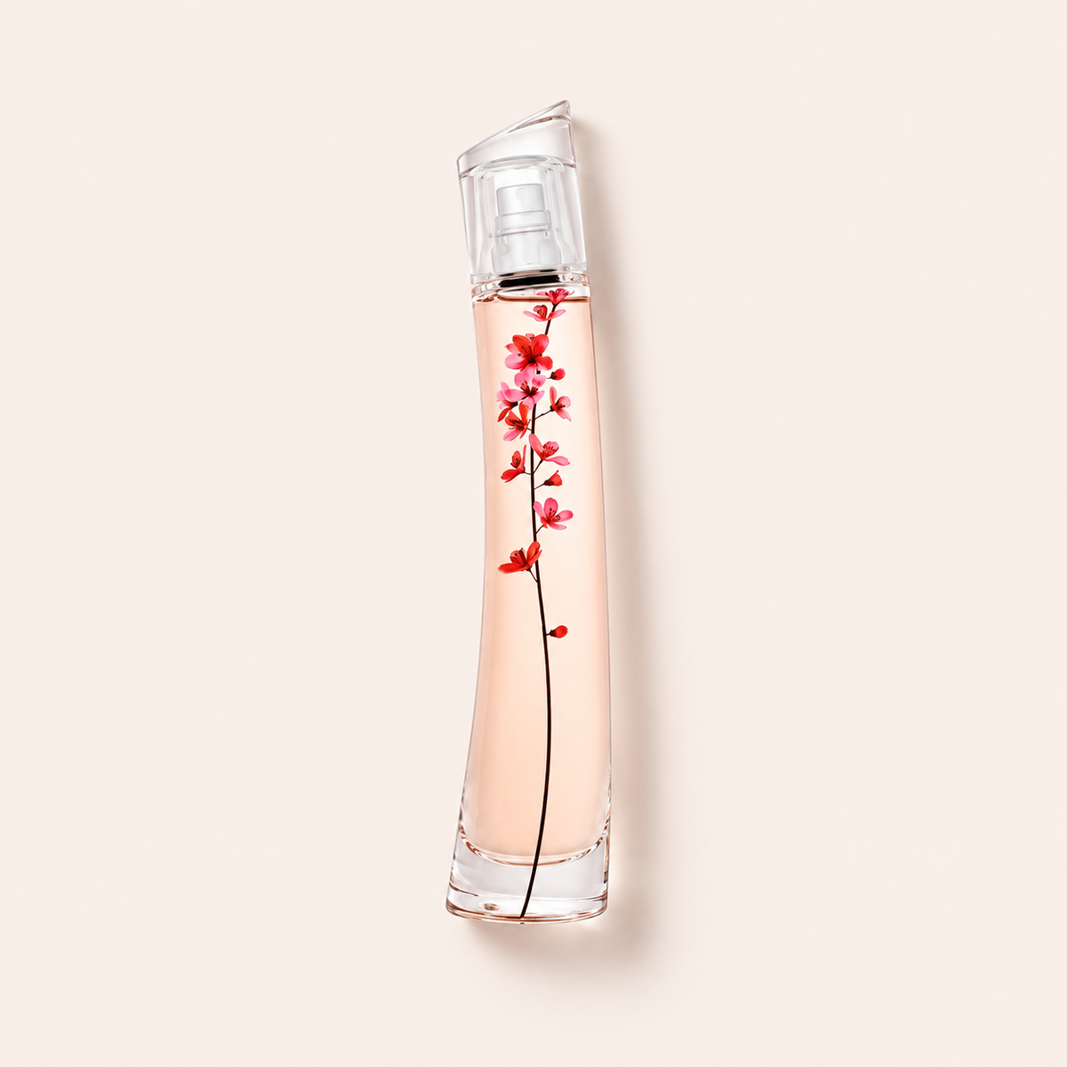 KENZO Flower By Kenzo Ikebana 75 ml – produktová fotografie na béžovém pozadí MrRizz