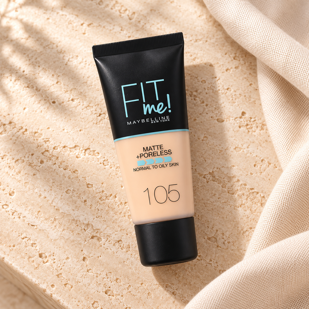 Maybelline Fit Me! Matte + Poreless 30 ml – produkt v prostředí