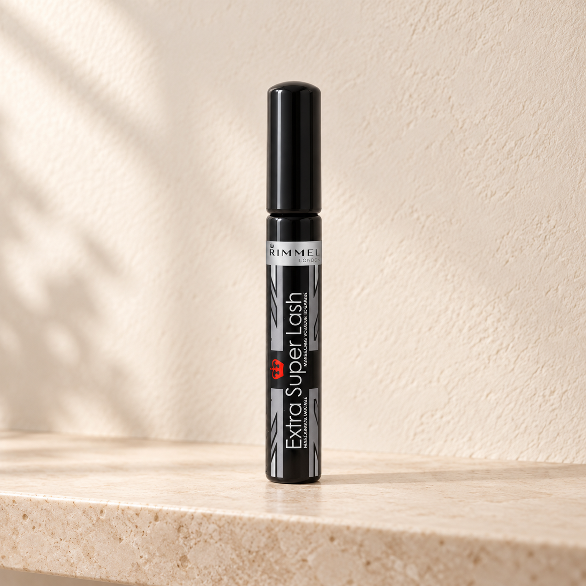 Rimmel London Extra Super Lash 8 ml – produkt v prostředí