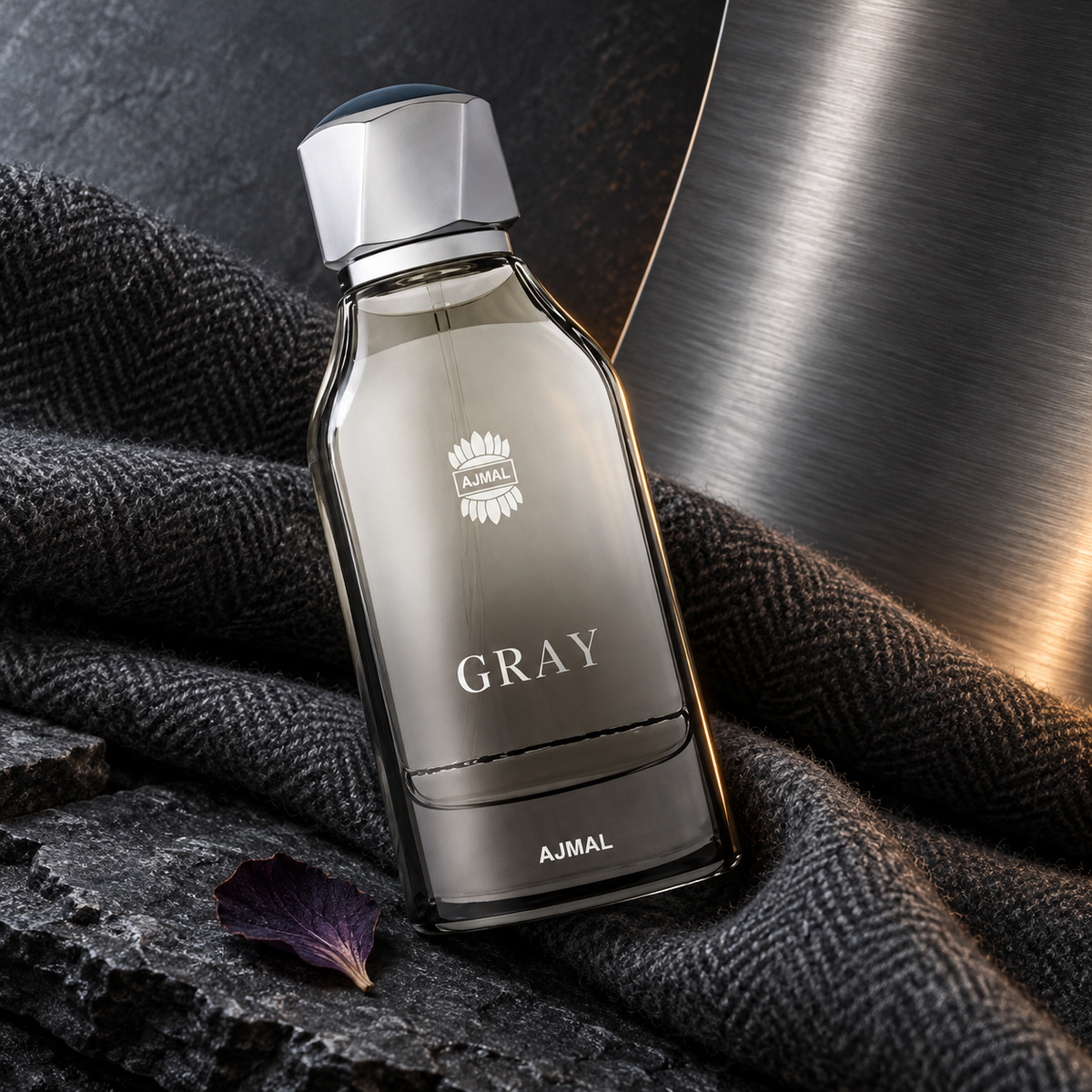 Ajmal Gray EDP 100 ml – produkt v prostředí