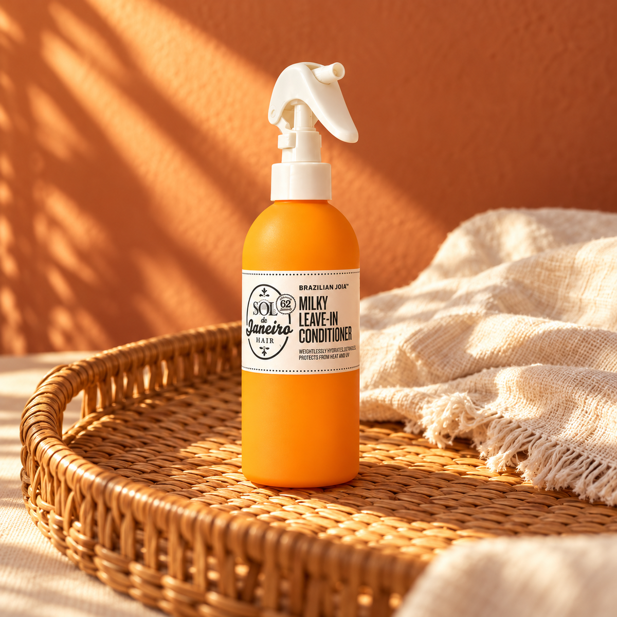 Sol De Janeiro Brazilian Joia Milky Leave-In Conditioner 210 ml – produktová scéna – MrRizz