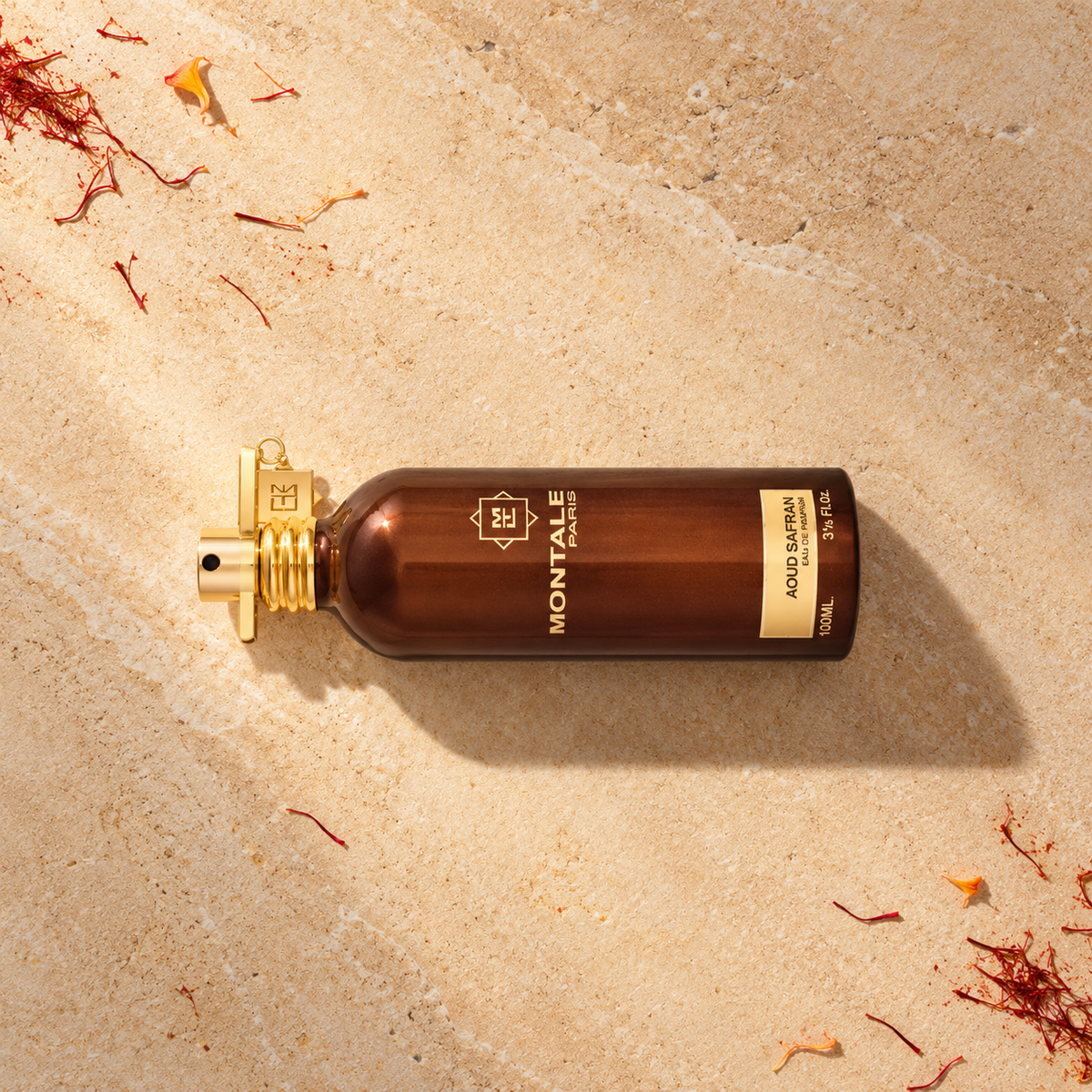 Montale Aoud Safran 100 ml – parfém v prostředí, pohled shora s bočním stínem