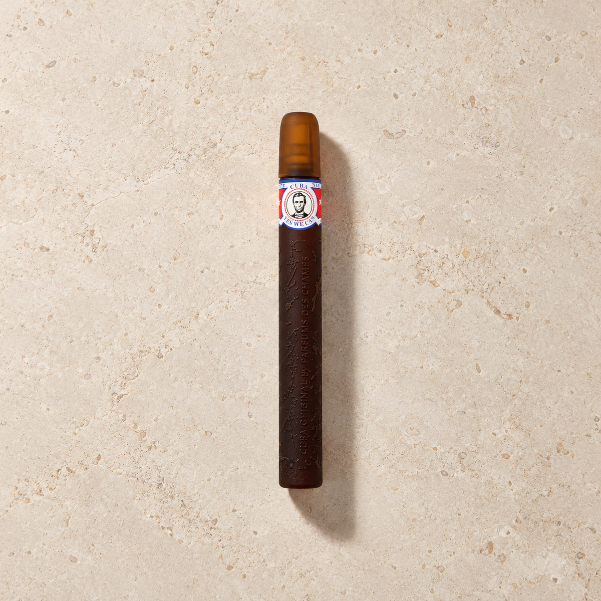 Cuba Yes We Can 35 ml – parfém v prostředí, pohled shora s bočním stínem