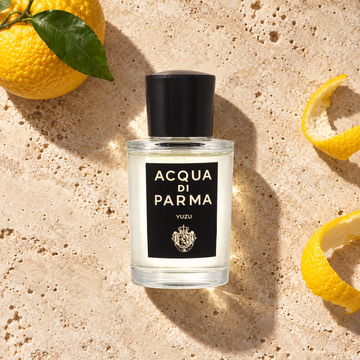 Acqua di Parma Signatures Of The Sun Yuzu 20 ml – parfém v prostředí, pohled shora s bočním stínem