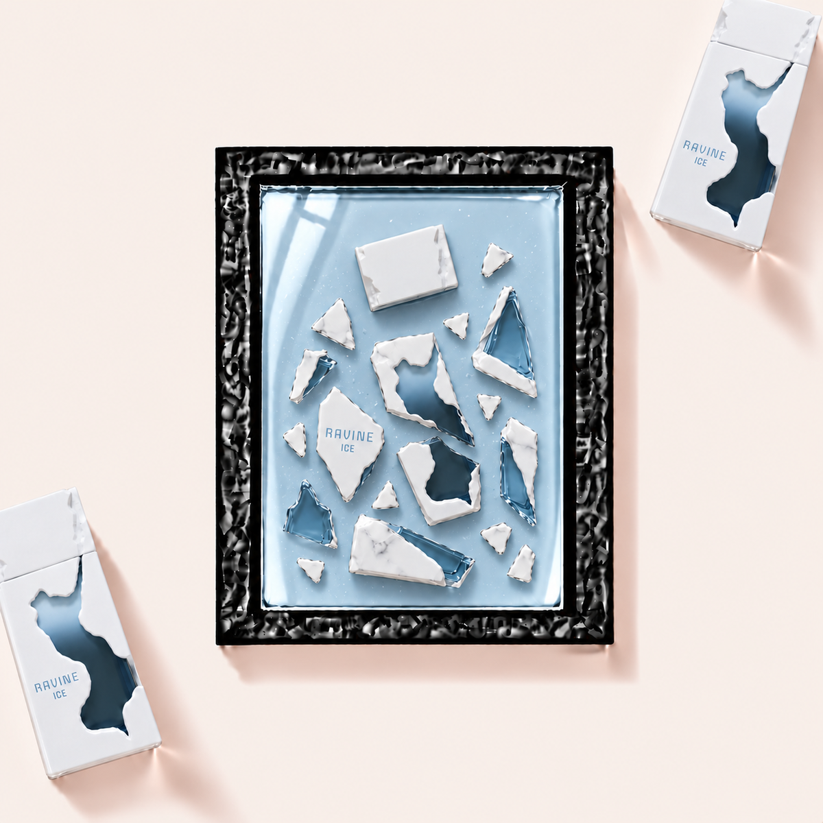 Parfemovy obraz French Avenue Ravine Ice v cernem ramu - ilustracni fotografie