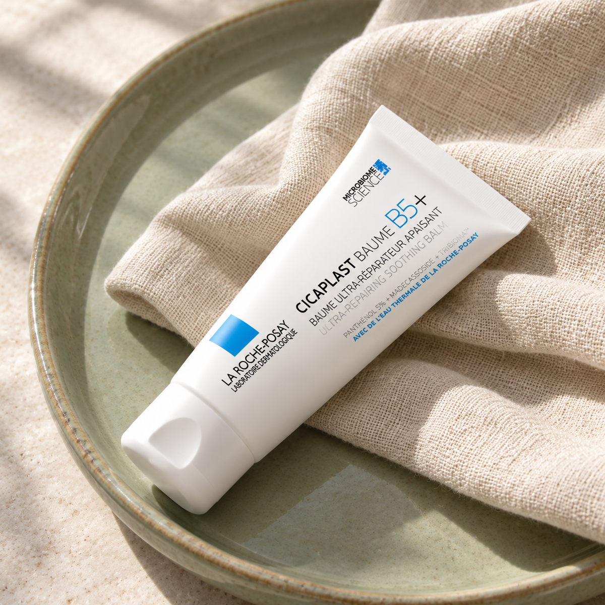 La Roche-Posay Cicaplast Baume B5+ 40 ml – atmosférická fotografie – MrRizz