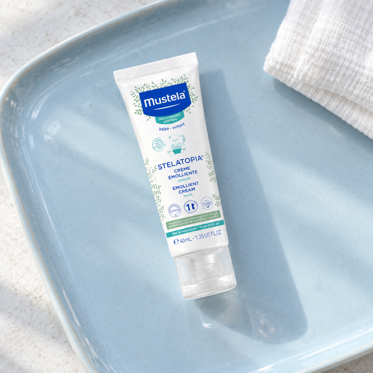 Mustela Bébé Stelatopia Emollient Cream 40 ml – atmosférická fotografie – MrRizz