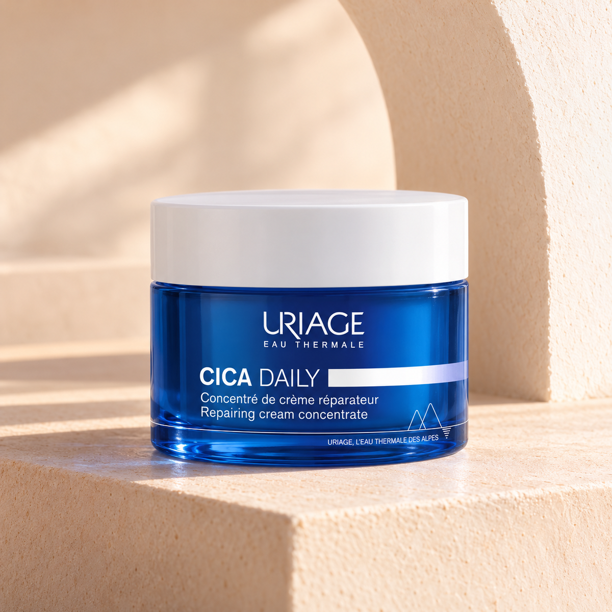Uriage Cica Daily Repairing Cream Concentrate 50 ml – atmosférická fotografie – MrRizz
