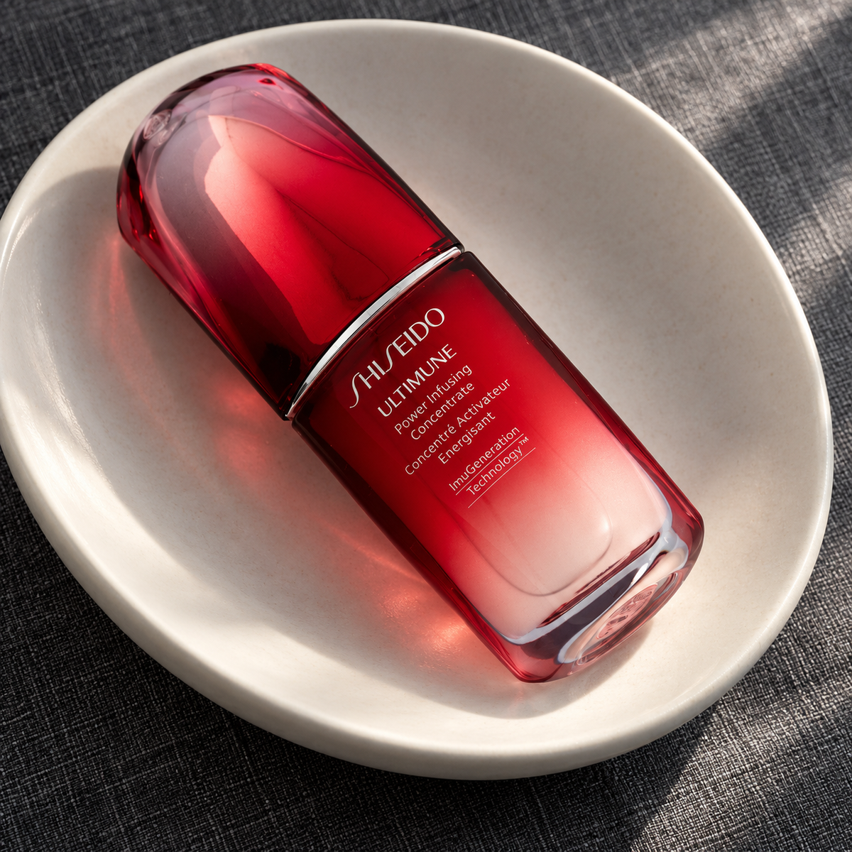 Shiseido Ultimune Power Infusing Concentrate 30 ml – atmosférická fotografie – MrRizz