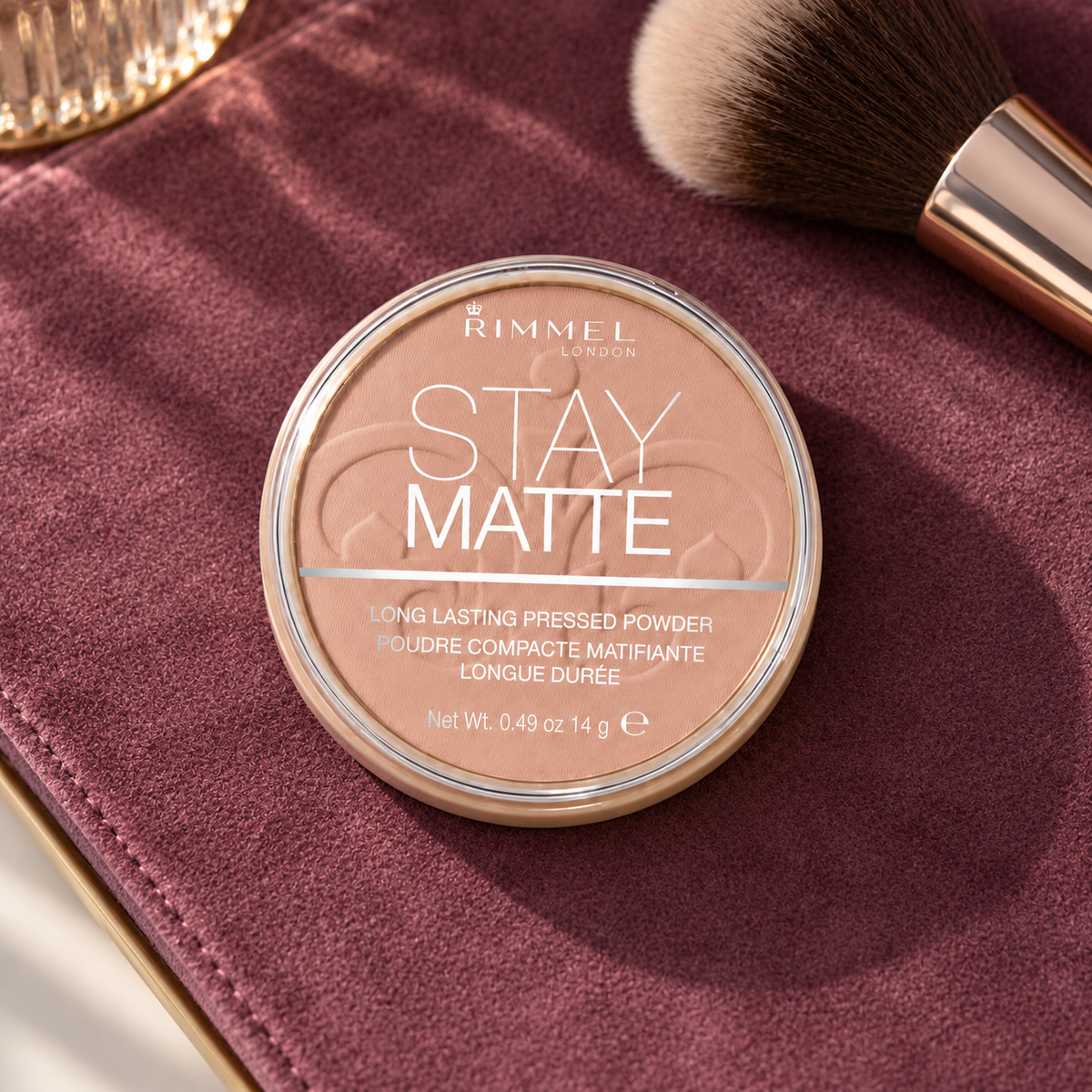 Rimmel London Stay Matte 008 Cashmere 14 g – atmosférická fotografie – MrRizz