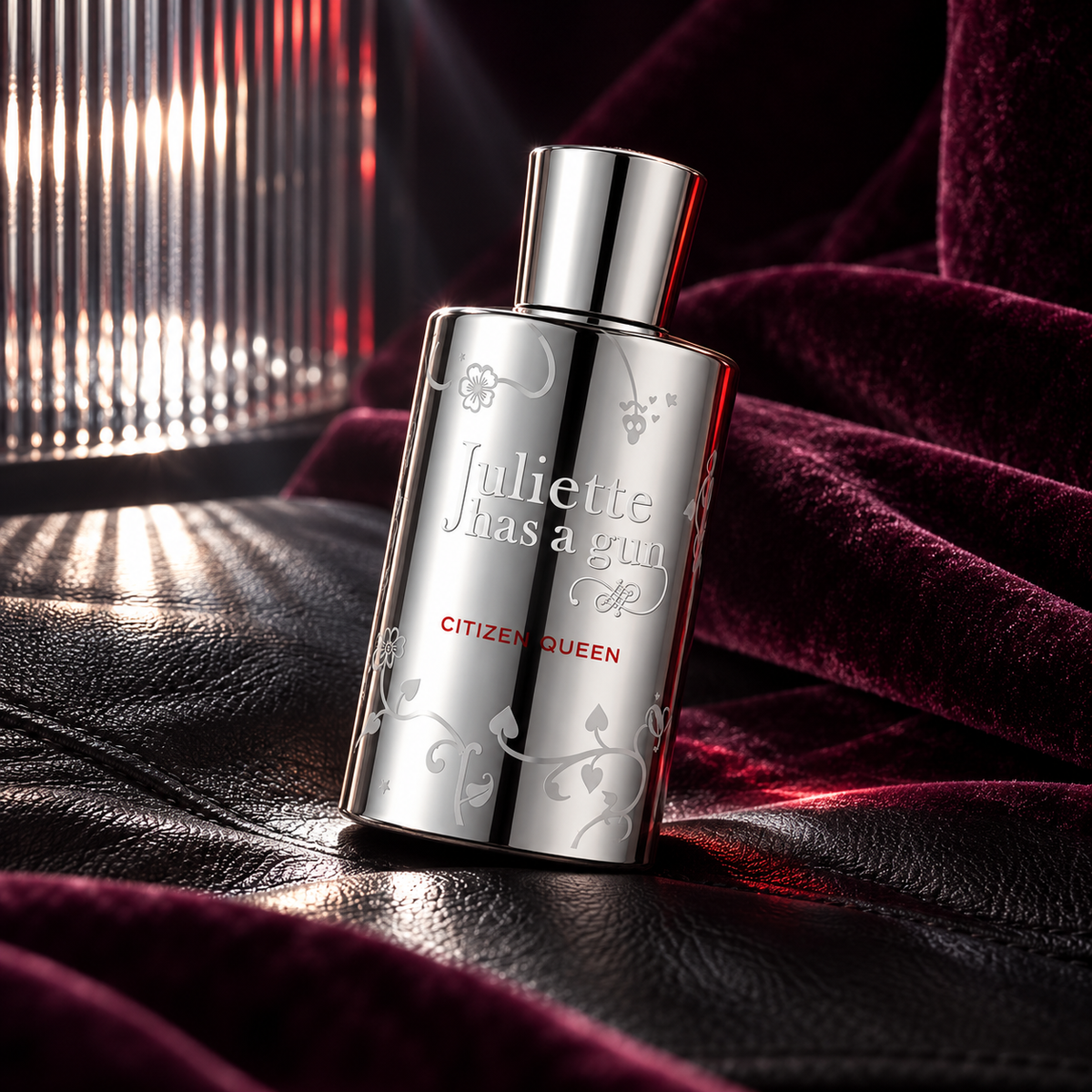 Juliette Has A Gun Citizen Queen EDP 100 ml – atmosférická fotografie – MrRizz