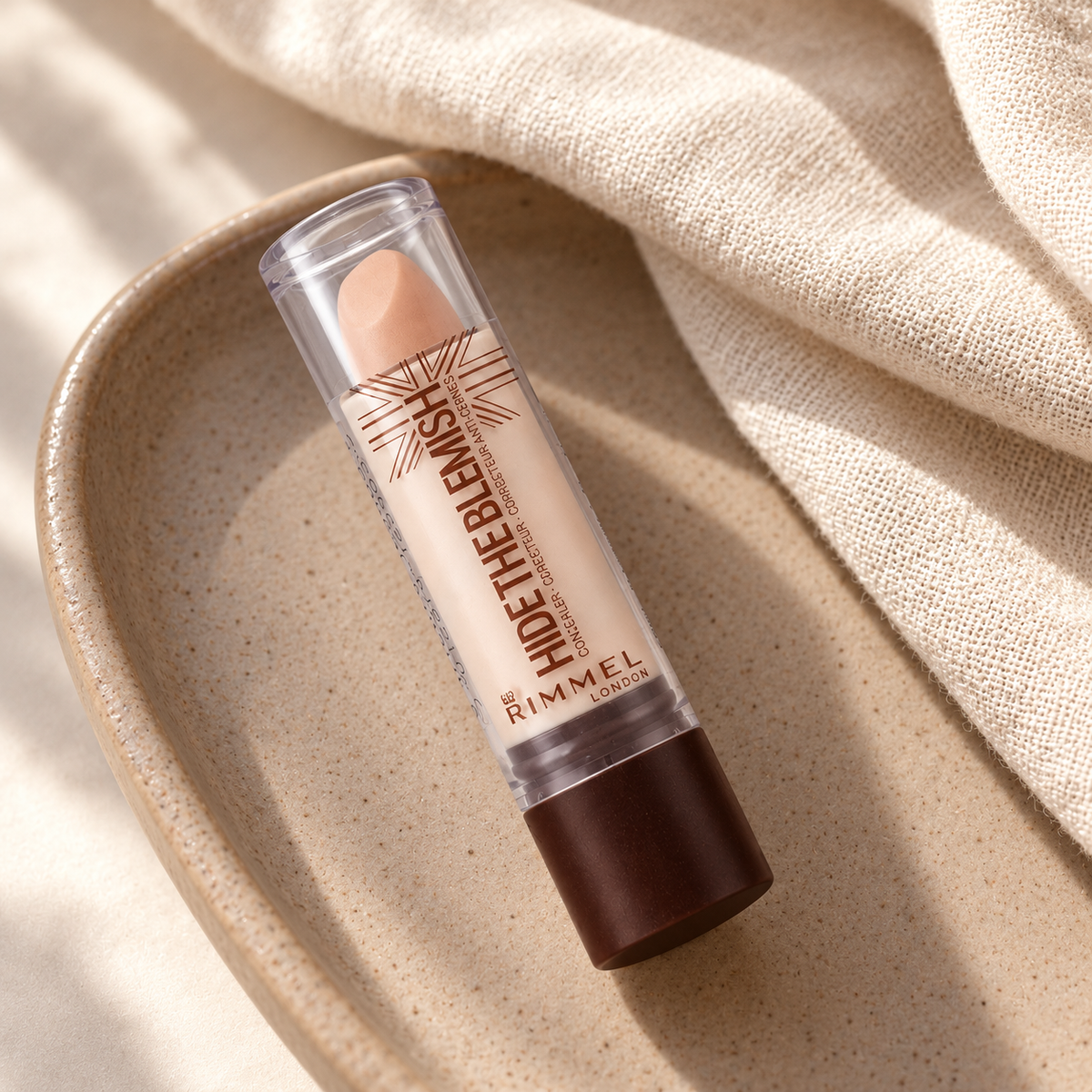 Rimmel London Hide The Blemish 4,5 ml – atmosférická fotografie – MrRizz