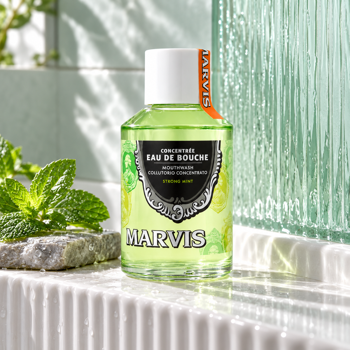 Marvis Strong Mint 120 ml – atmosférická fotografie – MrRizz