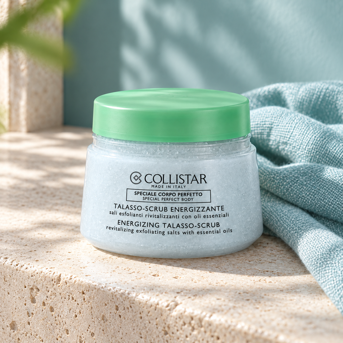 Collistar Special Perfect Body Talasso-Scrub 700 ml – atmosférická fotografie – MrRizz