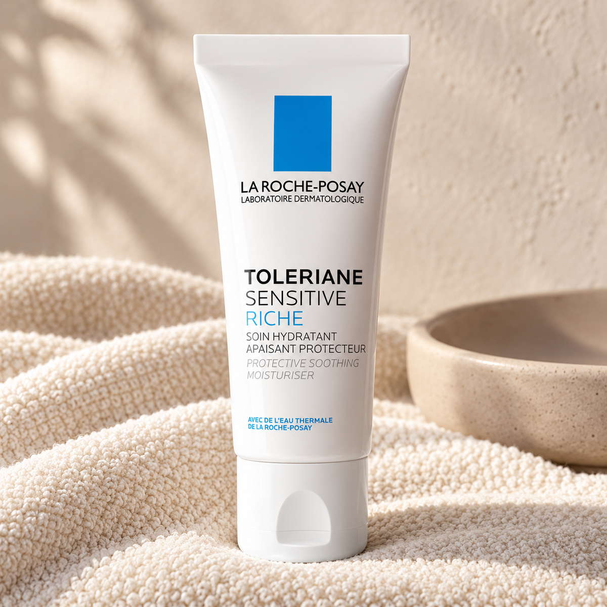 La Roche-Posay Toleriane Sensitive Riche 40 ml – atmosférická fotografie – MrRizz