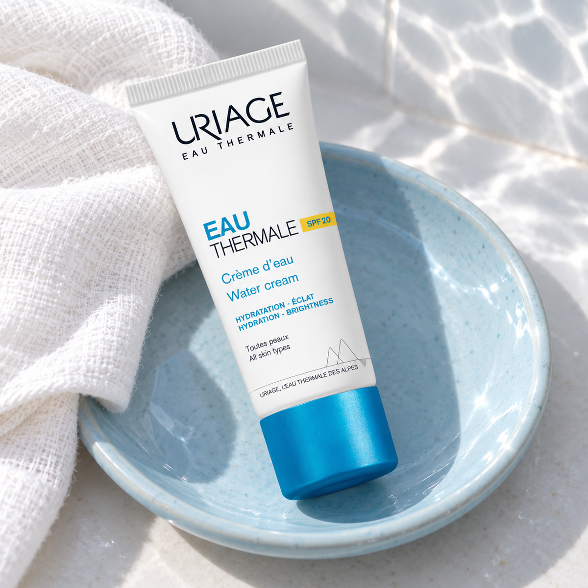 Uriage Eau Thermale Water Cream SPF20 40 ml – atmosférická fotografie – MrRizz