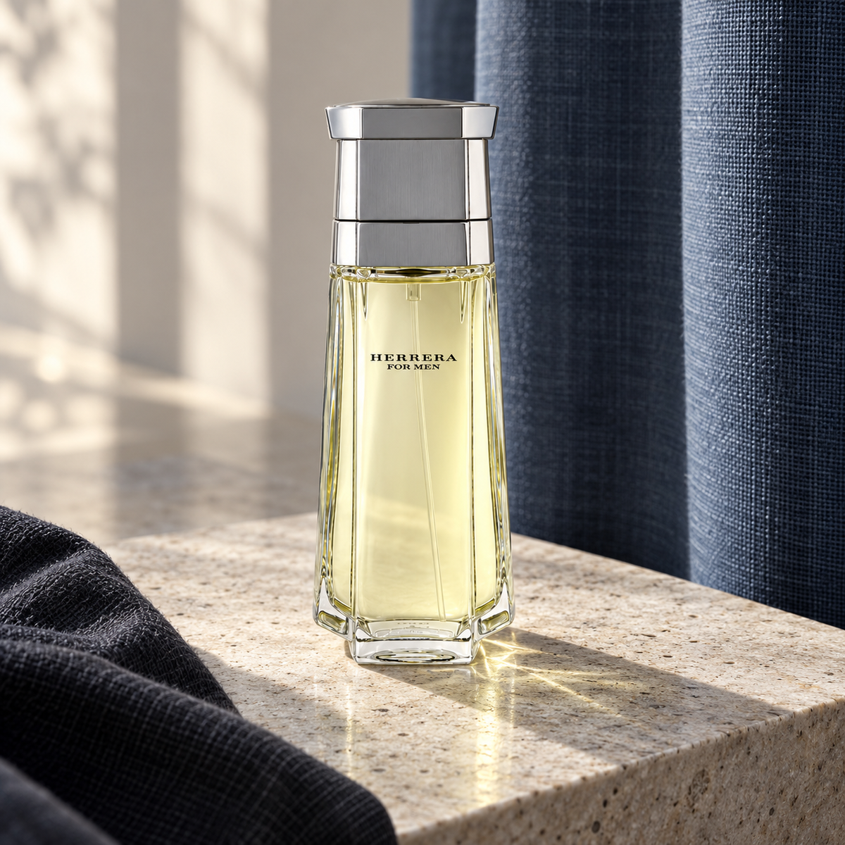 Carolina Herrera Herrera For Men EDT 100 ml – atmosférická fotografie – MrRizz