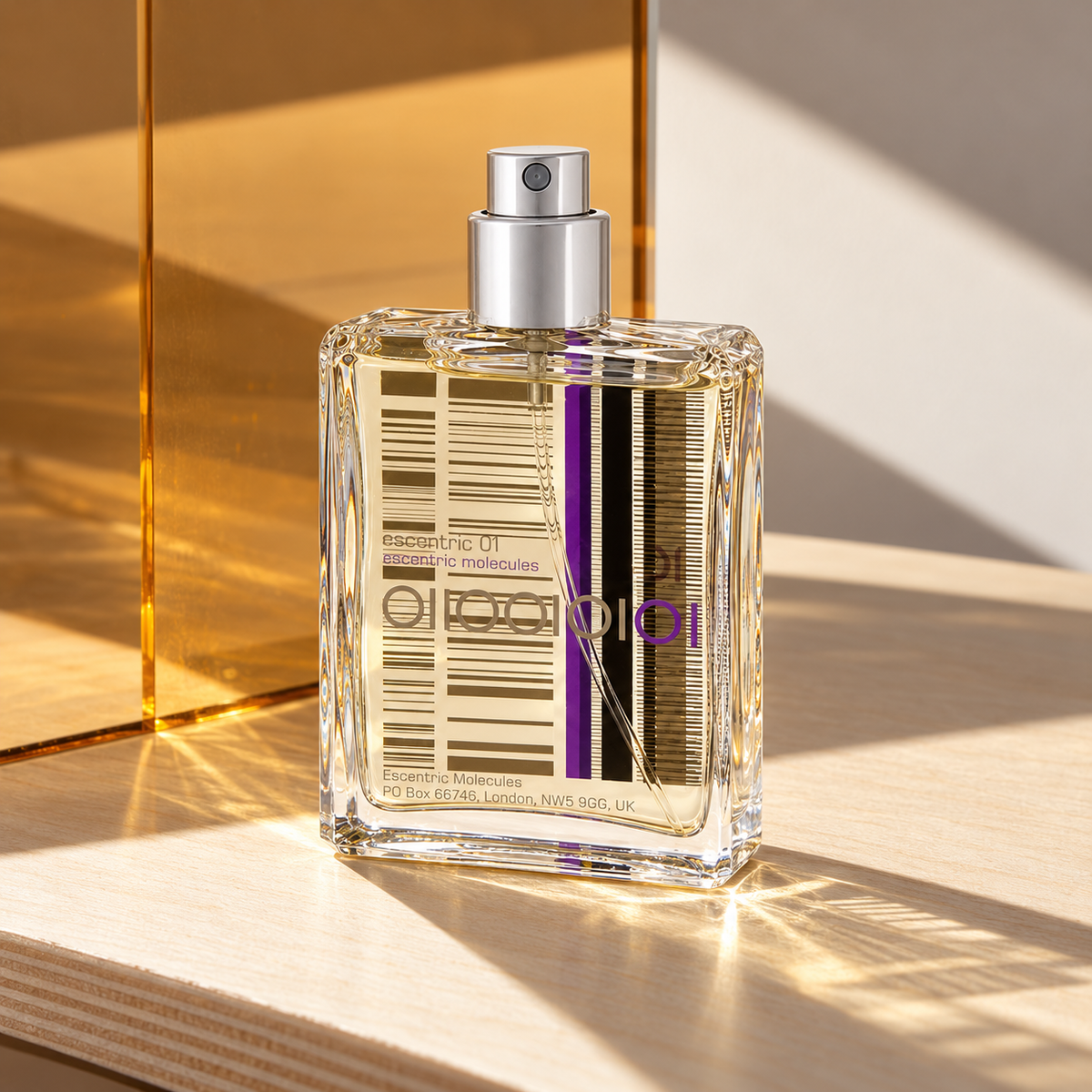 Escentric Molecules Escentric 01 EDT 30 ml – atmosférická fotografie – MrRizz